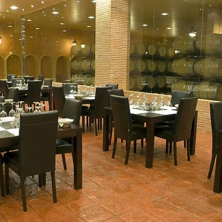 Complejo Enoturístico La Estacada Hotel